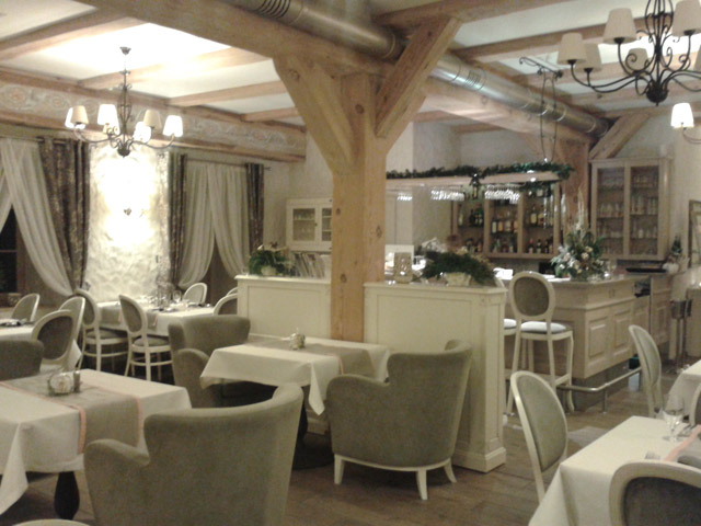 Instalacja wzmacniacza GSM — Zamek Topacz, Restauracja